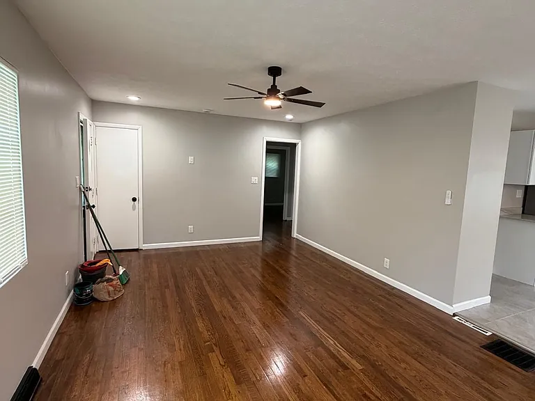 6524 Rainbow Ln — Photo 14
