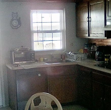 4th image of 1004 Fife Ct #100B