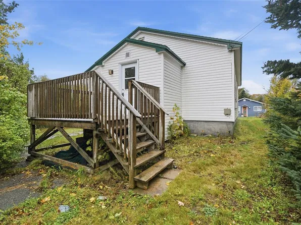 13 Church Street, Carbonear, NL A1Y1A9