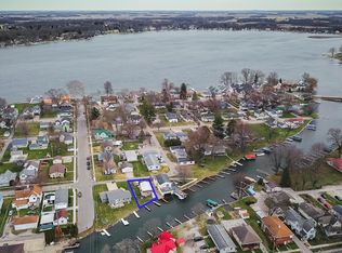 209 N Harrison St, Syracuse, IN