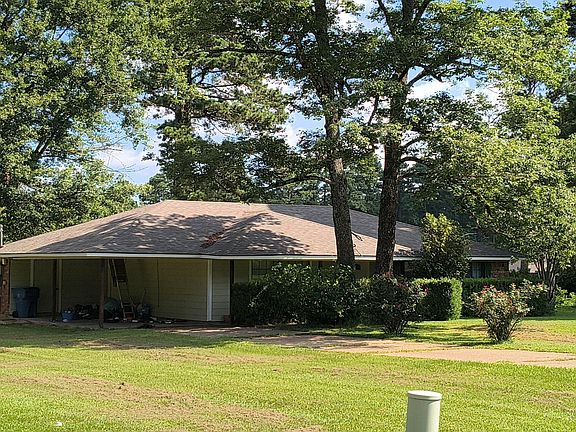 3rd image of 6752 Bolinger Dr