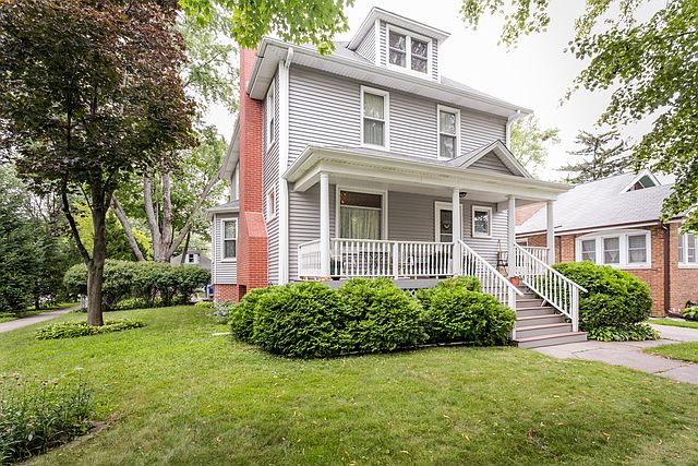 1st image of 1504 E Walnut Ave