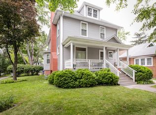 1504 E Walnut Ave, Des Plaines, IL 60016