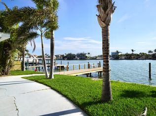 2411 Bay Blvd APT 3, Indian Rocks Beach, FL 33785