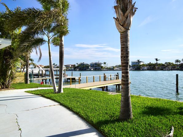 2411 Bay Blvd APT 3
