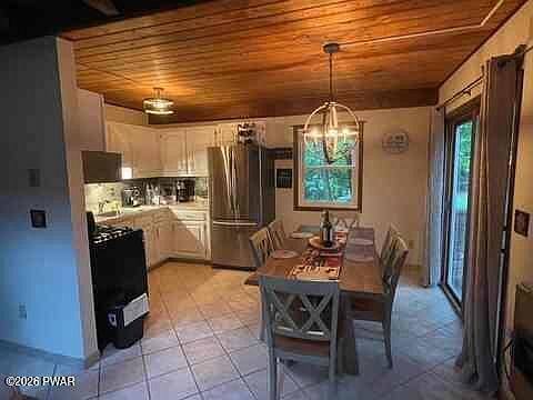 5th image of 44 S Northgate Ct