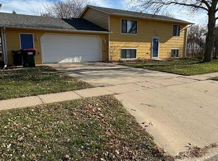 1000 S Lakota Ave, Brandon, SD 57005