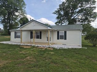 1311 E Main St, Horse Cave, KY 42749
