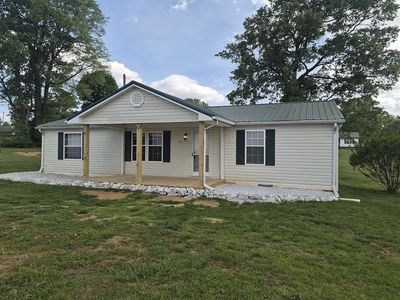 1311 E Main St, Horse Cave, KY, 42749