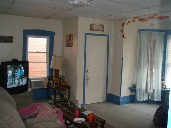 Living room- Unit 2