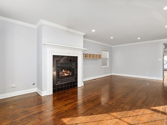 5th image of 9122 S Greenwood Ave