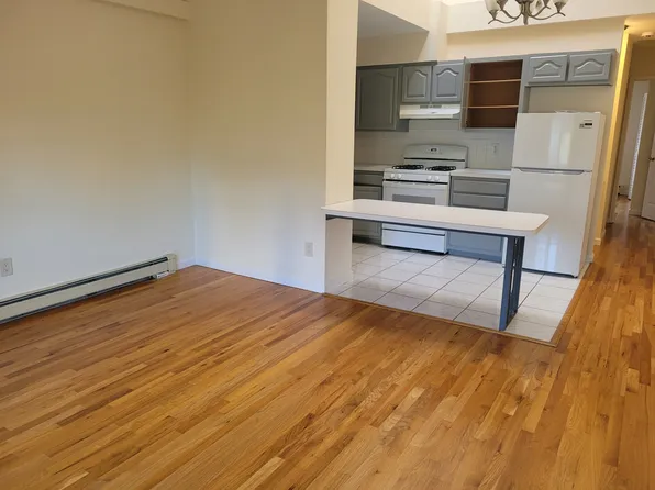 9 Fort Pl #2, Staten Island, NY 10301