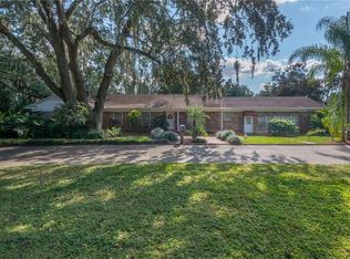 16219 Lake Magdalene Blvd, Tampa, FL 33613
