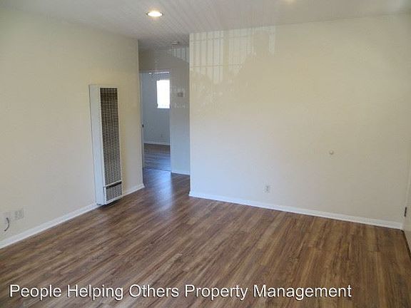 2nd image of 3657 1/2 7th Ave