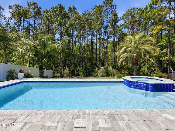 3rd image of 300 SILVER REEF Lane