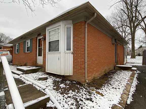 3rd image of 1749 Creekside Dr