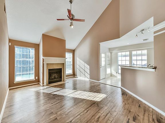 4th image of 27100 Monarch Wood Dr