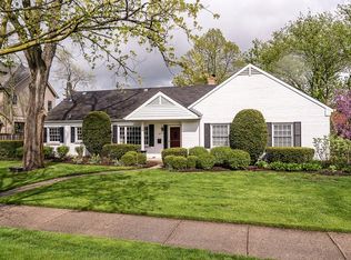 347 Wagner Rd, Northfield, IL 60093