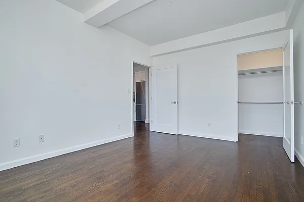 Rented by REAL New York | media 34