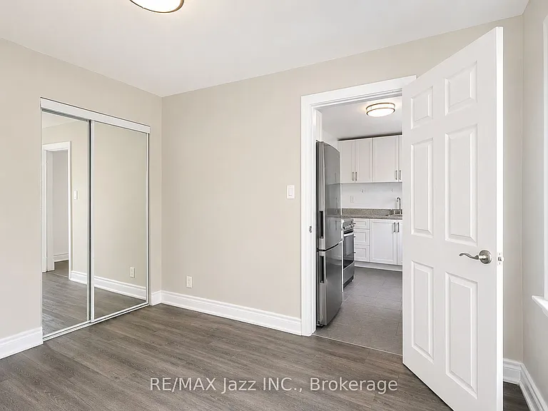 209 Stacey Ave #1 — Photo 37