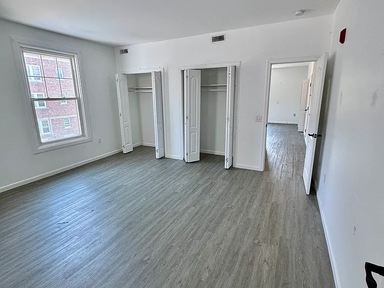 235 East St #4 — Photo 7