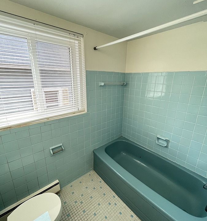 1st image of 340 Campbell Ave #202