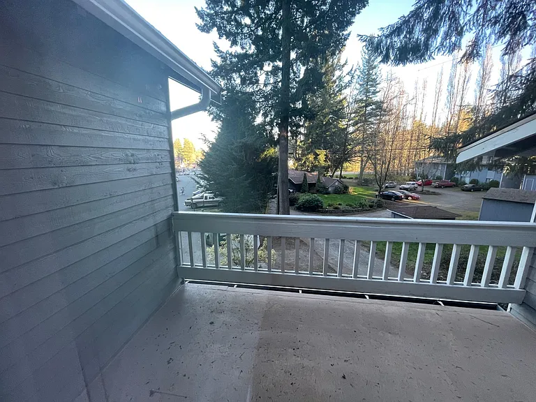 Upper level