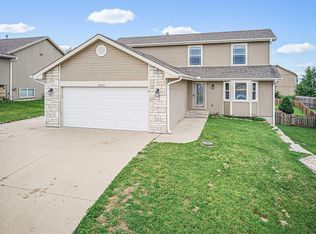 2721 Oakwood Dr, Junction City, KS 66441