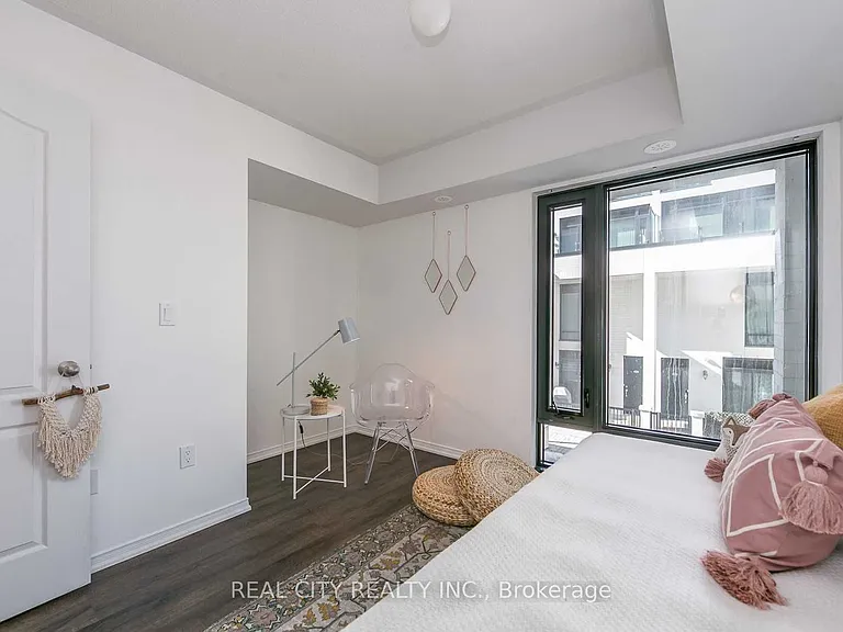 142 Widdicombe Hill Blvd #510 — Photo 11