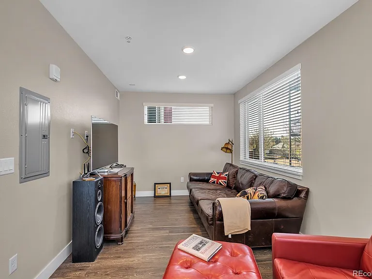 2729 W 28th Ave #315 — Photo 12