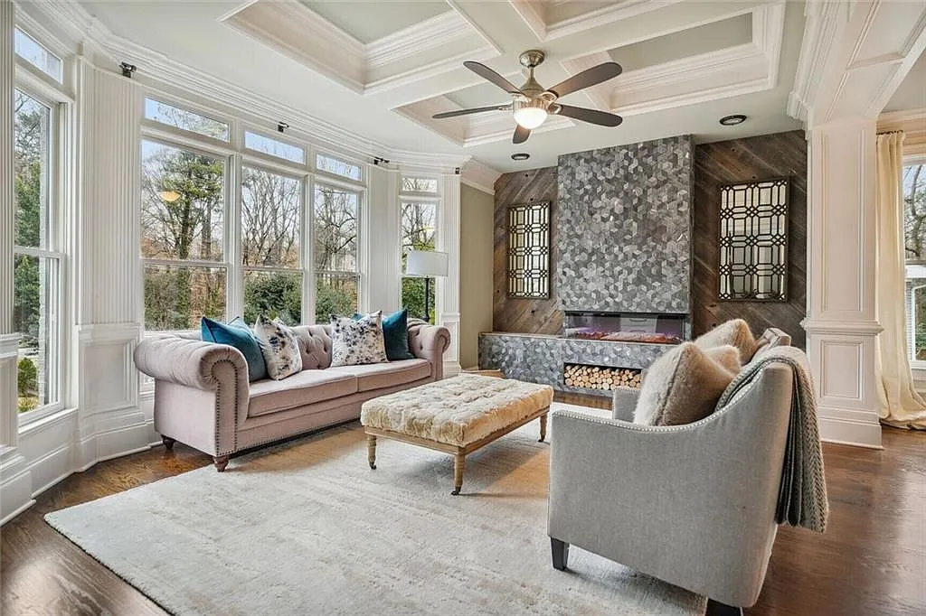 6 bed, 7.0 bath, 7800 sqft, $16,000 — Photo 4