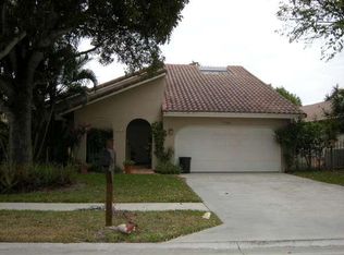 7705 Solimar Cir, Boca Raton, FL 33433