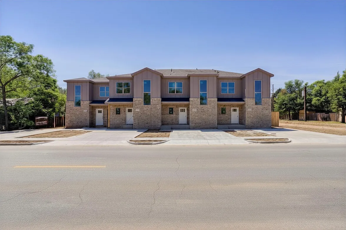 3 bed, 2.5 bath, 1640 sqft, $2,000 — Photo 1
