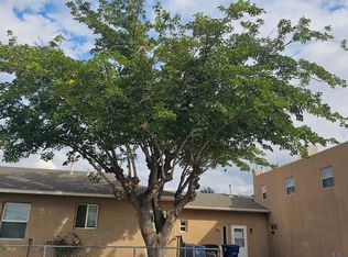 2450 Floral Rd NW #B, Albuquerque, NM 87104