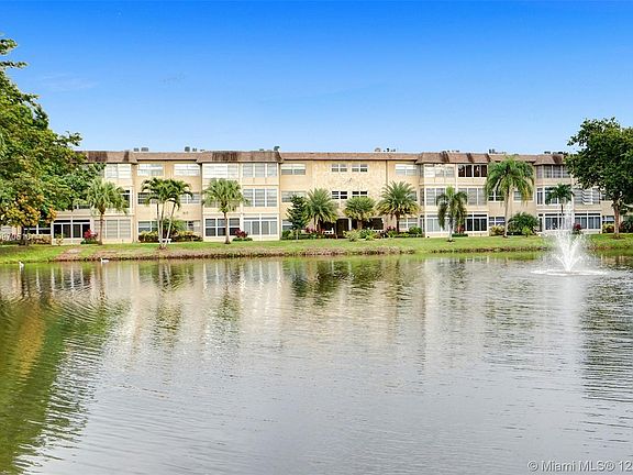 4th image of 3431 NW 50th Ave APT 311