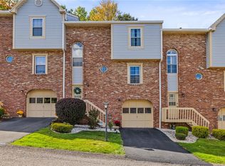 2204 Timberglen Dr, Imperial, PA