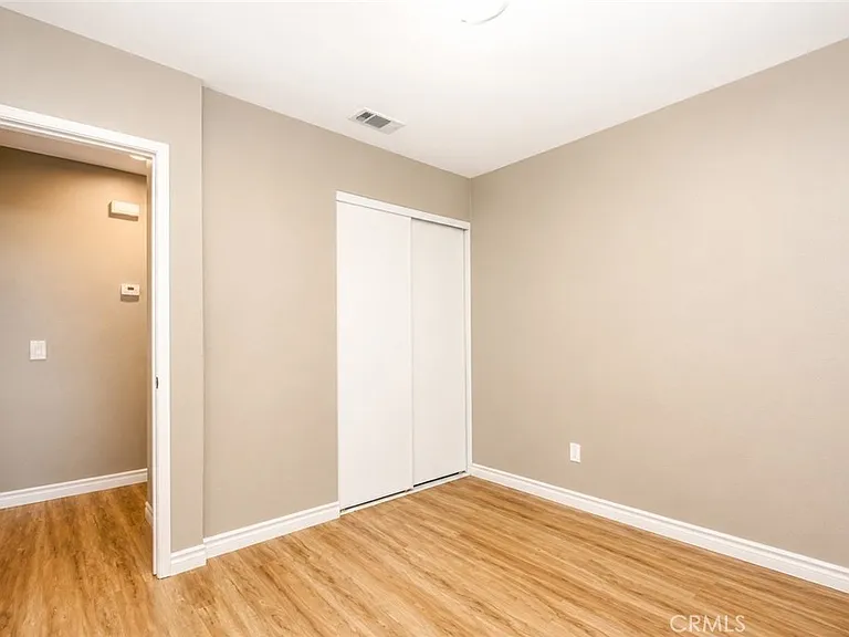 970 Sandstone Dr — Photo 6