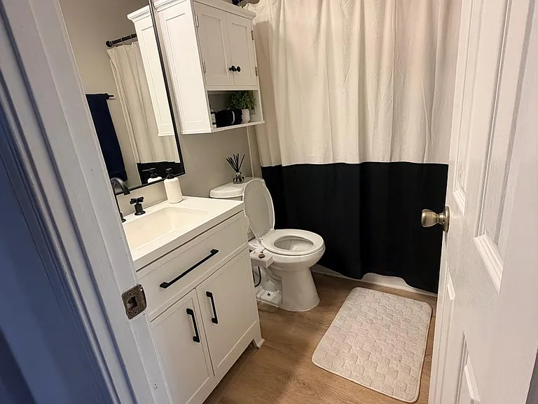 11 Watch Hill Pl — Photo 9
