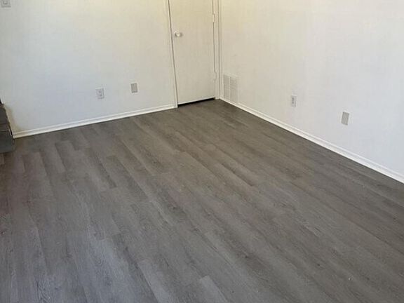 2nd image of 812 Ortiz Dr SE APT 3