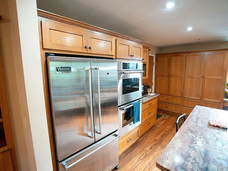1550 Chabot Ct — Photo 21