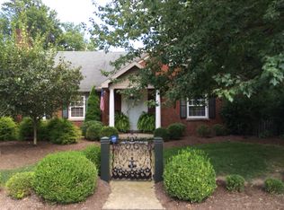 208 Magnolia Ln, Danville, KY 40422