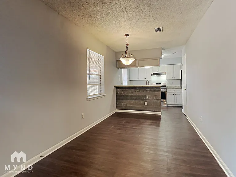 8466 Gallahad St — Photo 2