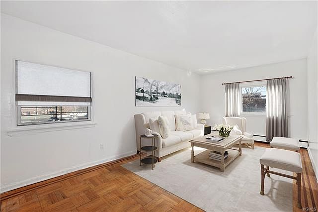 1st image of 4063 Laconia Ave