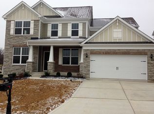 711 Savannah Crossing Way, Town and Country, MO 63017