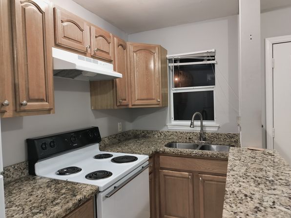 905 SE 1st St #5