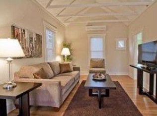 928 N 81st St, Seattle, WA 98103