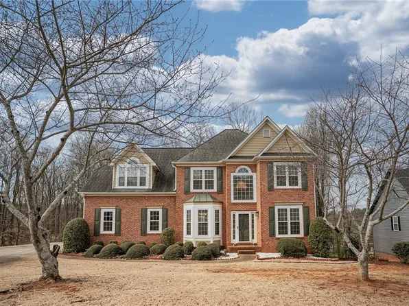 2234 Oak Falls Ln, Buford, GA 30519