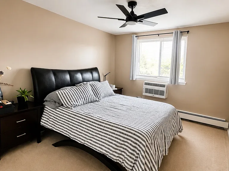 Rebecca Dr — Photo 5