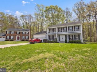 8604 Valley Dr, Waldorf, MD
