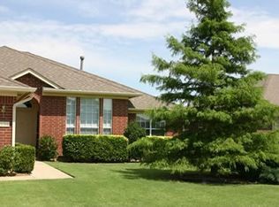 2504 Port Rush Dr, Moore, OK 73160